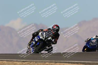 media/Oct-08-2022-SoCal Trackdays (Sat) [[1fc3beec89]]/Turn 9 (1pm)/